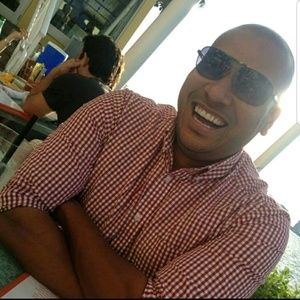 Meet your Posher, Eduardo